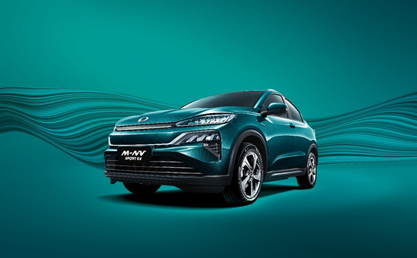 质趣纯电动车M-NV亮相广州车展