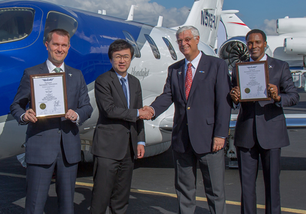 HondaJet创造两个飞行速度纪录