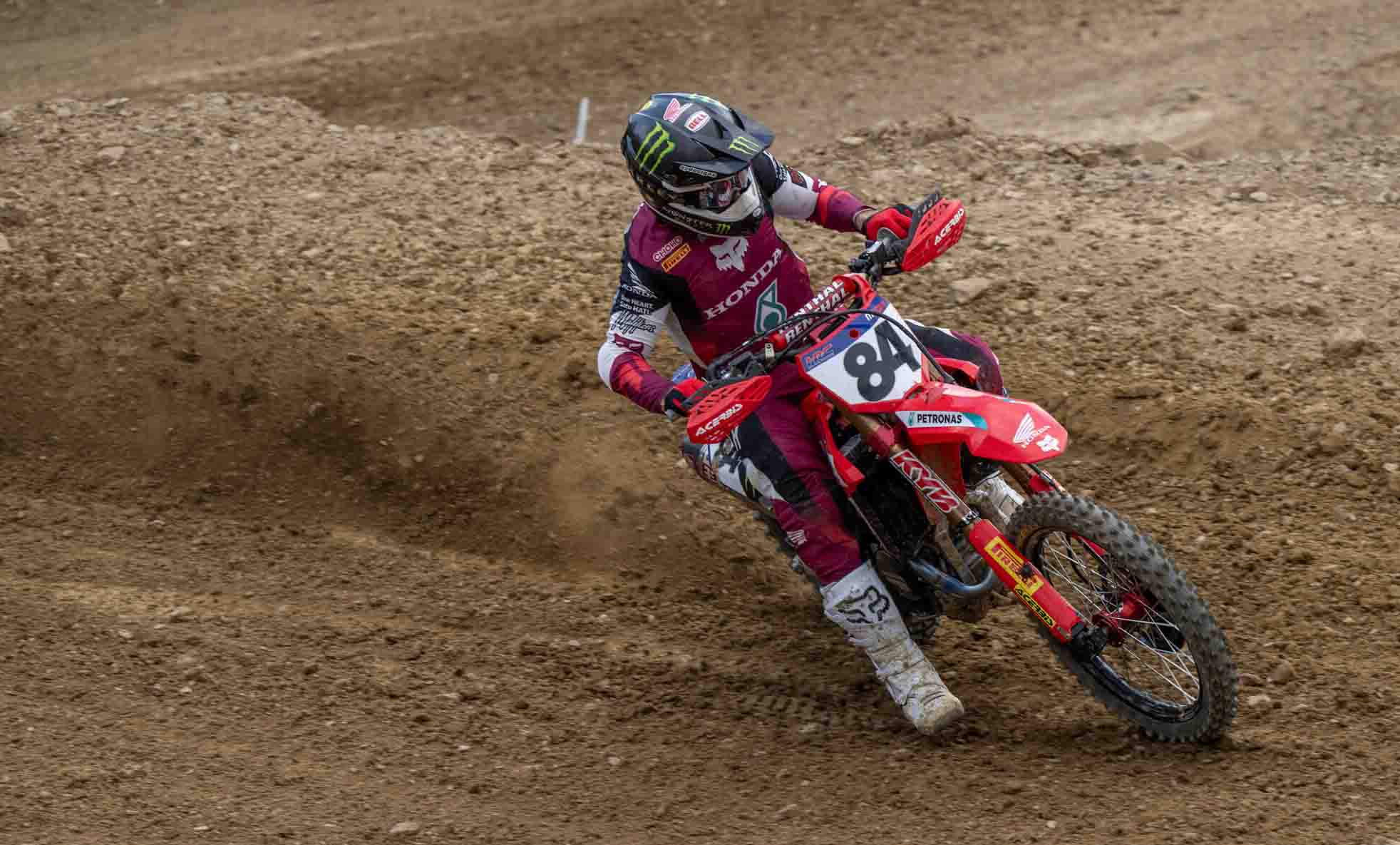 MXGP 意大利分站赛：赫灵斯两回合一冠一亚拿下分站冠军，斩获赛季第四胜